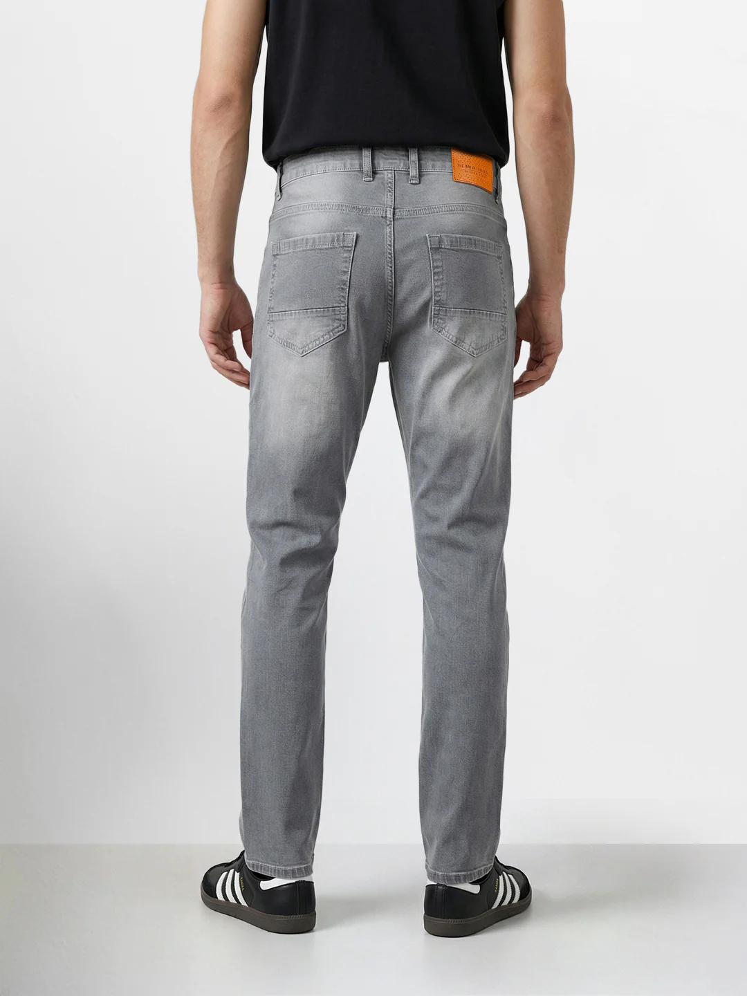 Men's Grey Slim Fit Solid Casual Jeans - Image 3