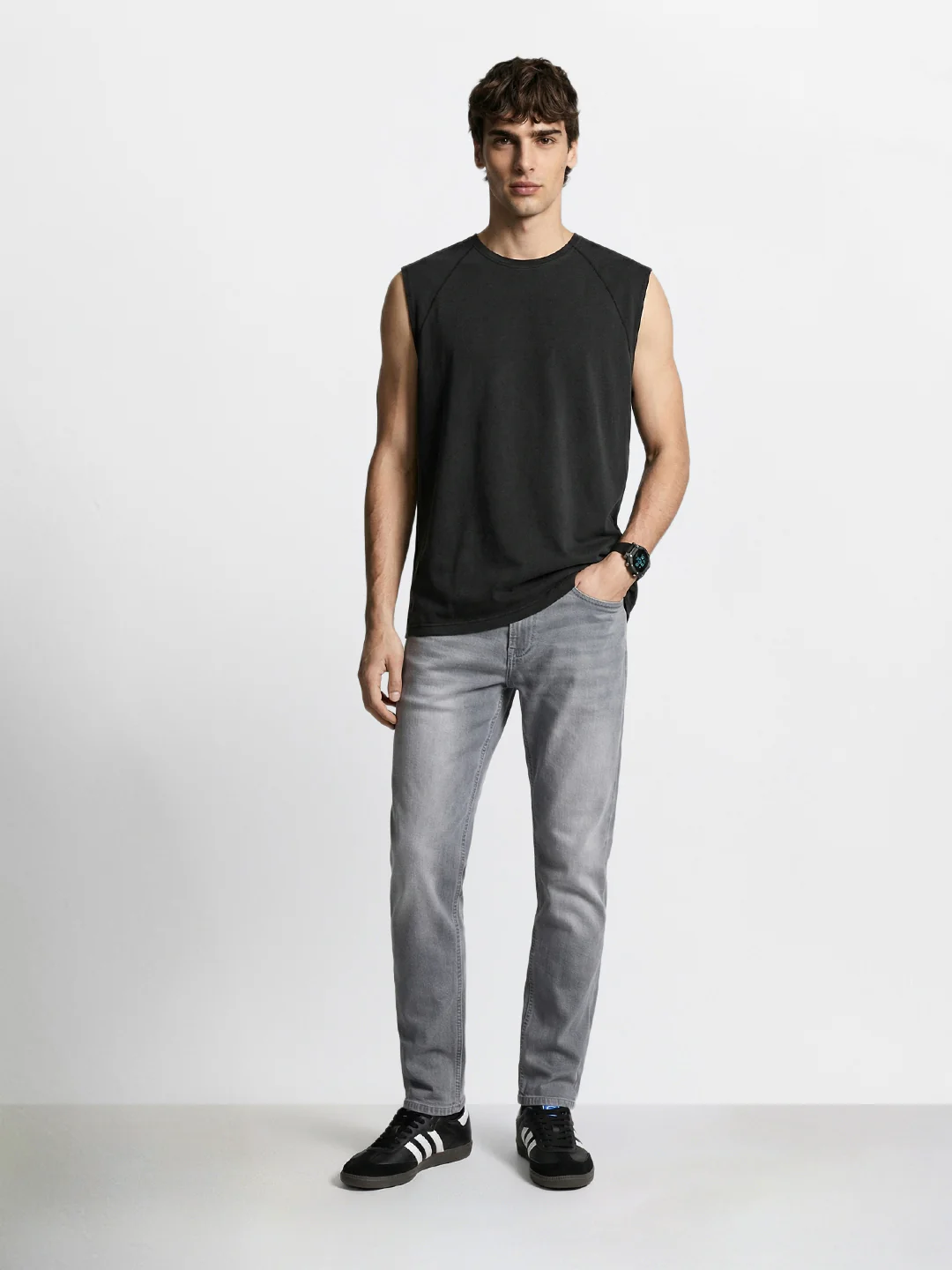 Men's Grey Slim Fit Solid Casual Jeans - Image 4