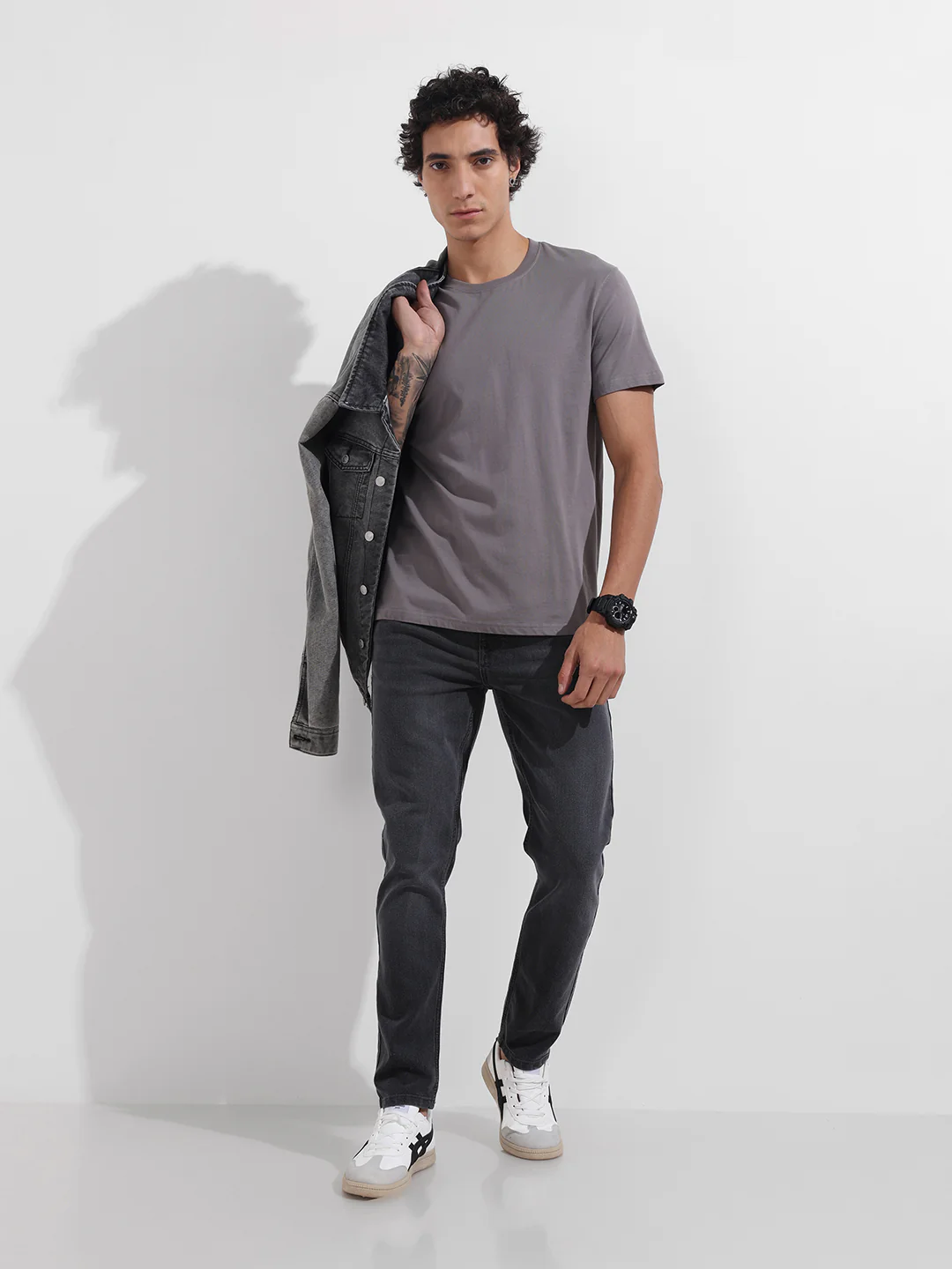 Men's Grey Slim Fit Solid The Eternity Series Jeans - Image 2