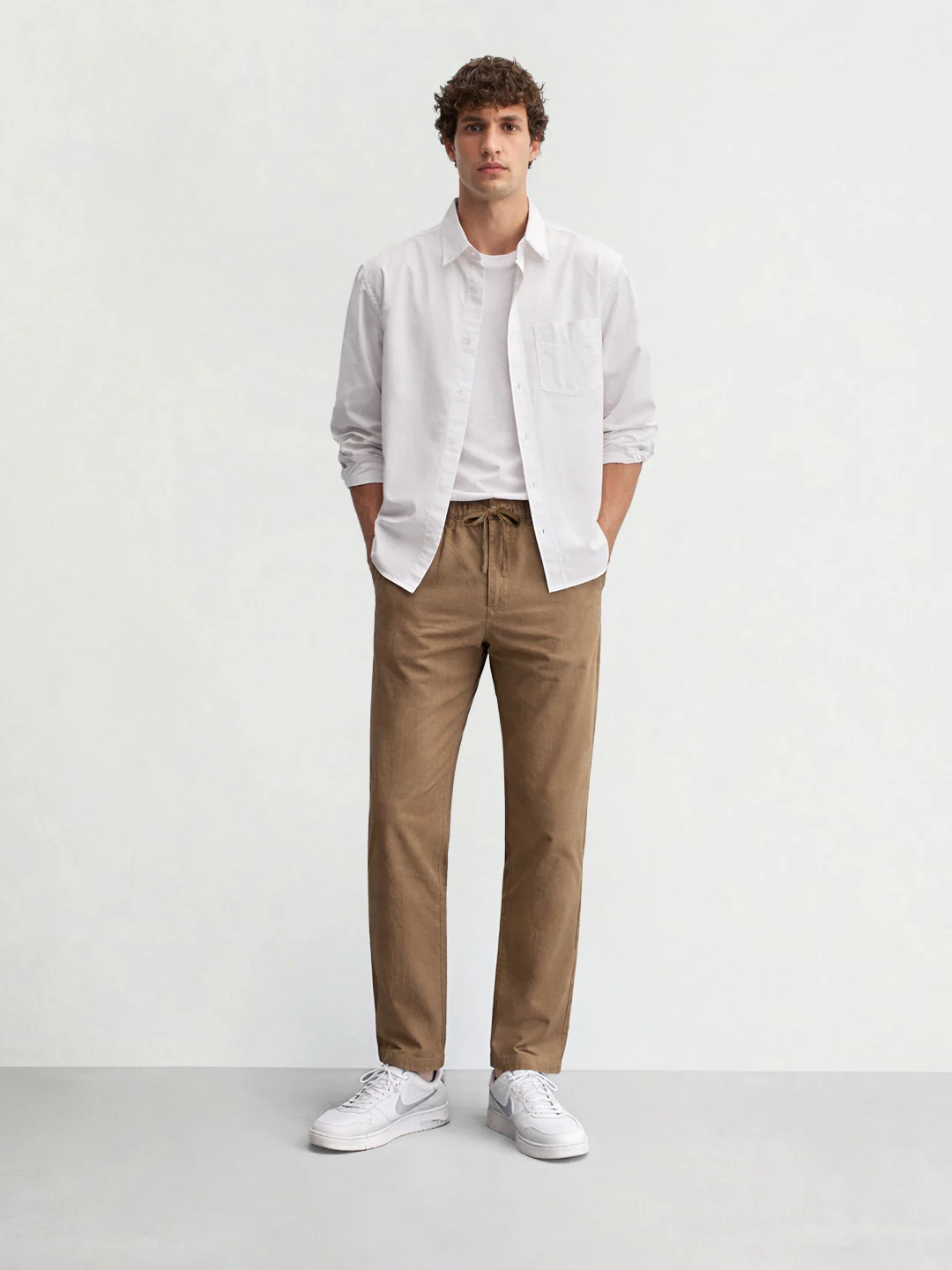 Men's Khaki Regular Fit Solid Casual Trousers - Image 4