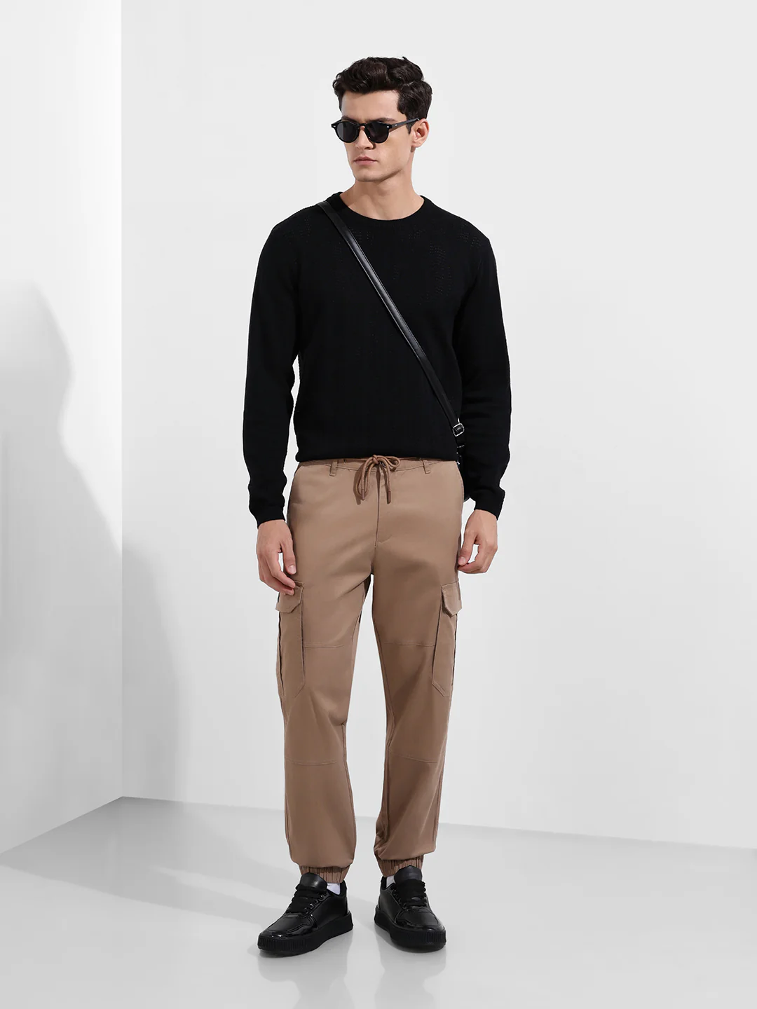 Men's Khaki Regular Fit Solid Utility Cargo - Image 2