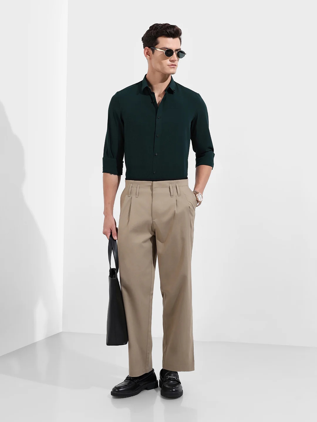 Men's Khaki Relaxed Fit Casual Solid Trousers - Image 2