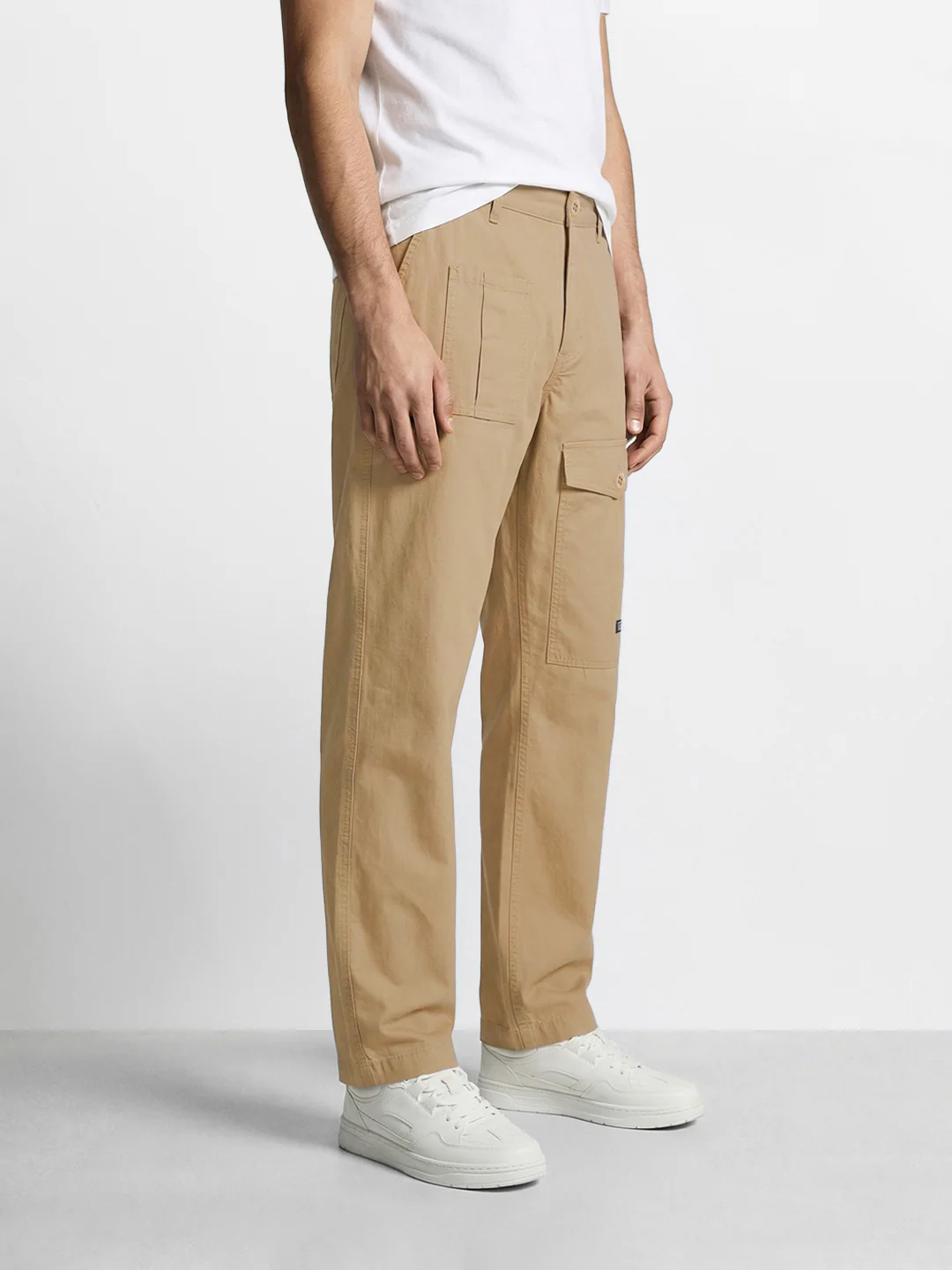 Men's Khaki Relaxed Fit Solid Casual Trousers - Image 3