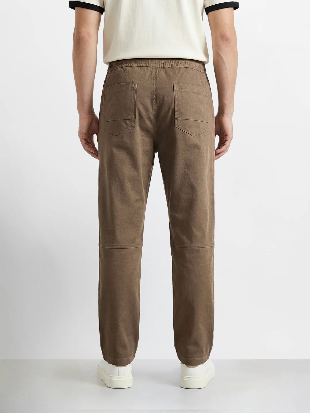 Men's Khaki Relaxed Fit Solid Utility Joggers - Image 4