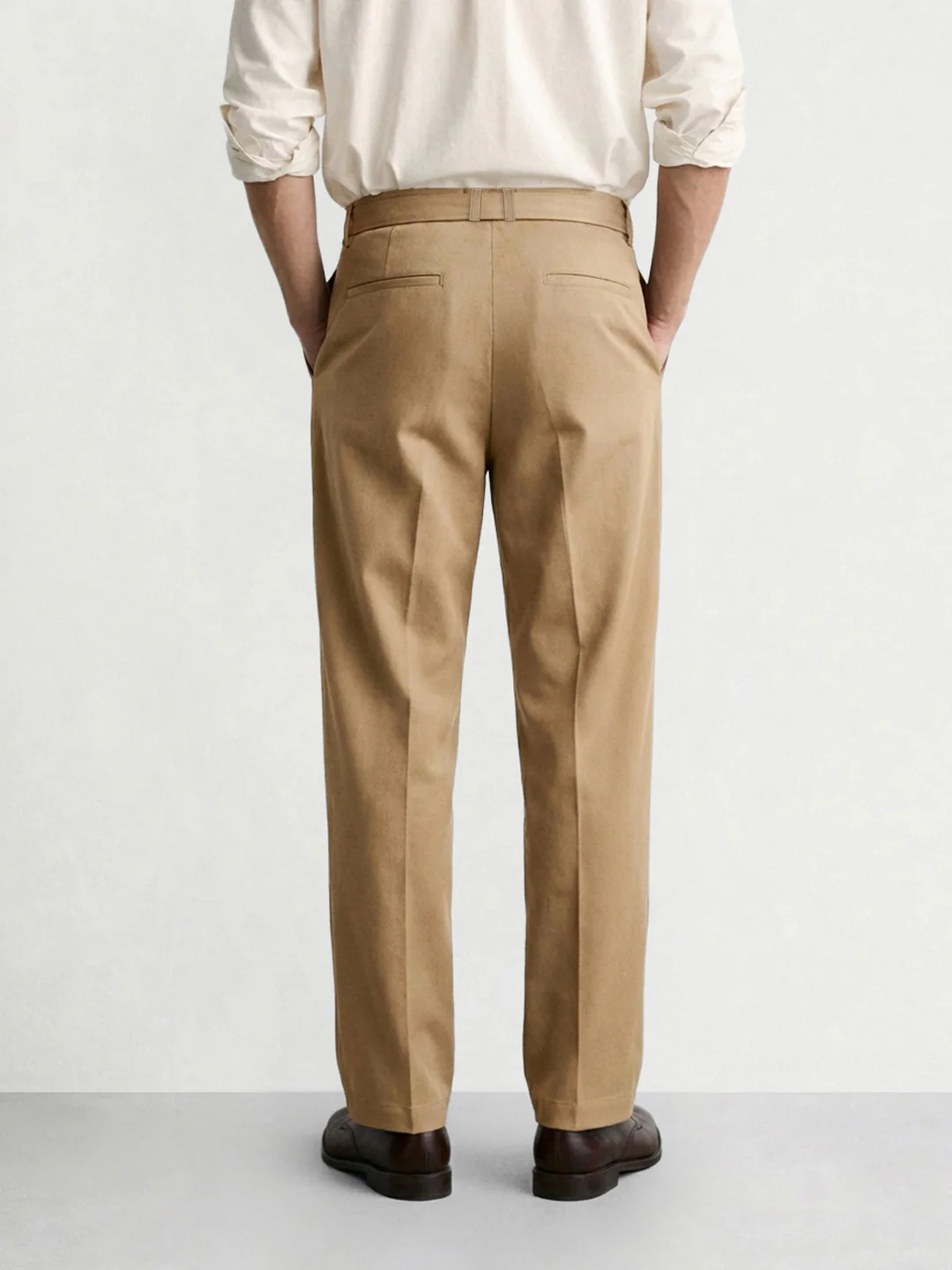 Men's Khaki Relaxed Fit Solid Utility Trousers - Image 2
