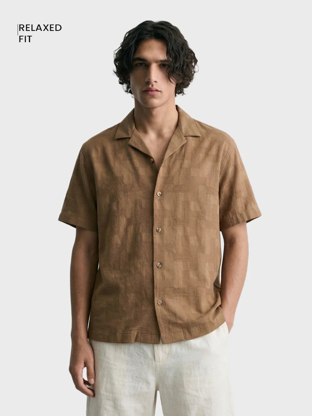 Men's Khaki Relaxed Fit Solid Casual Shirt - Image 2