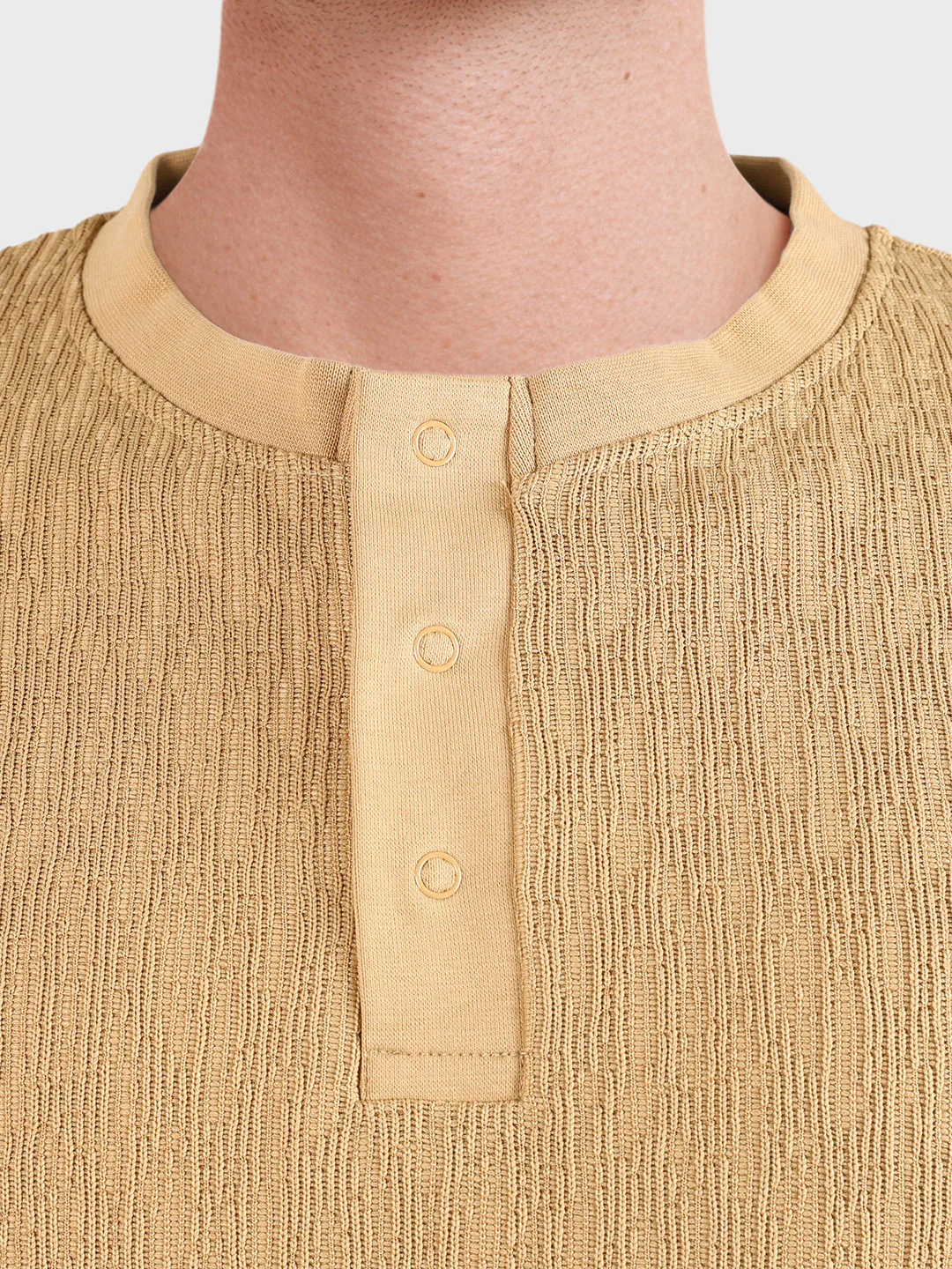 Men's Khaki Relaxed Fit Solid Casual T-Shirts - Image 3