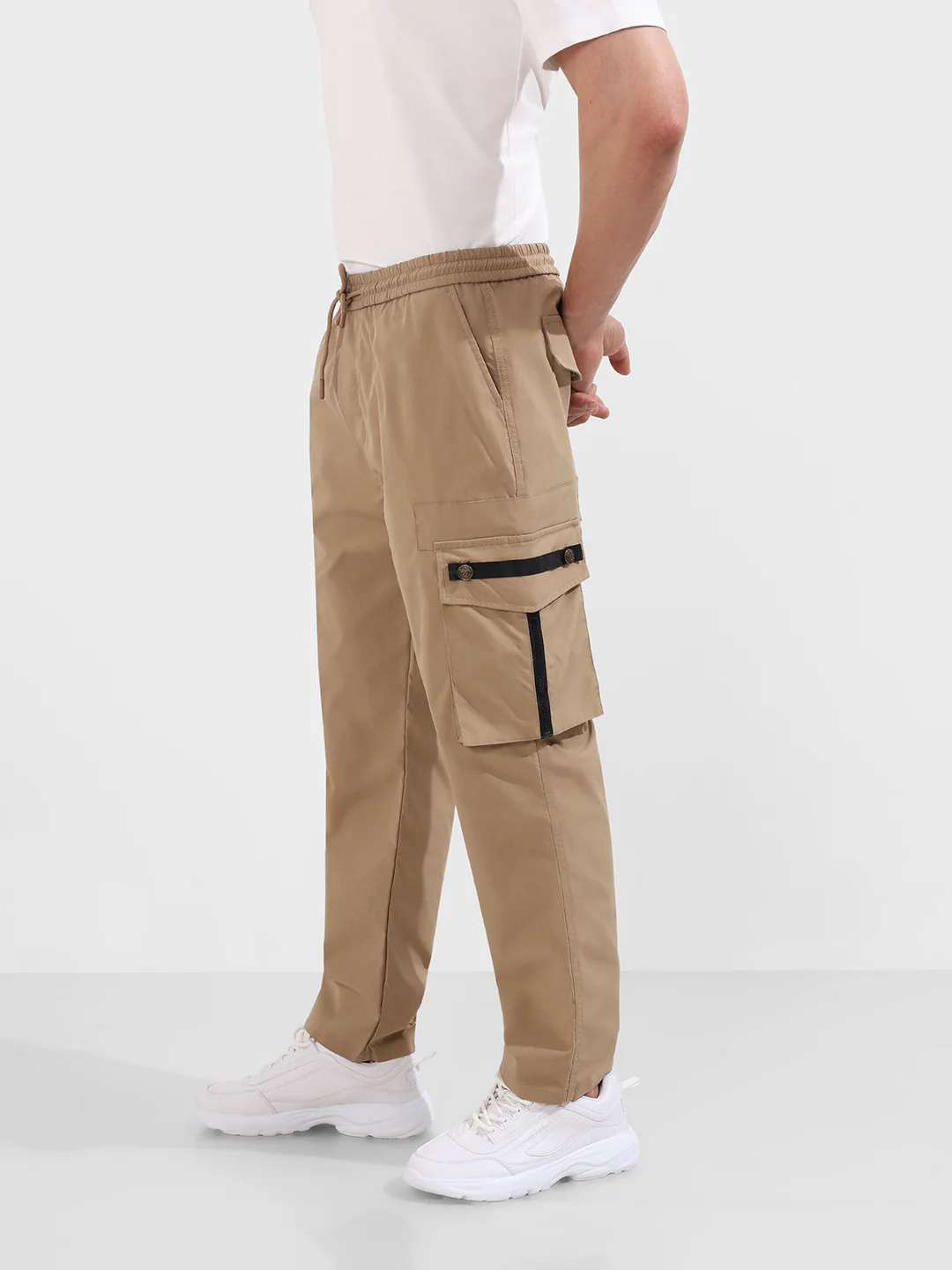 Men's Khaki Relaxed Fit Textured Utility Joggers - Image 3