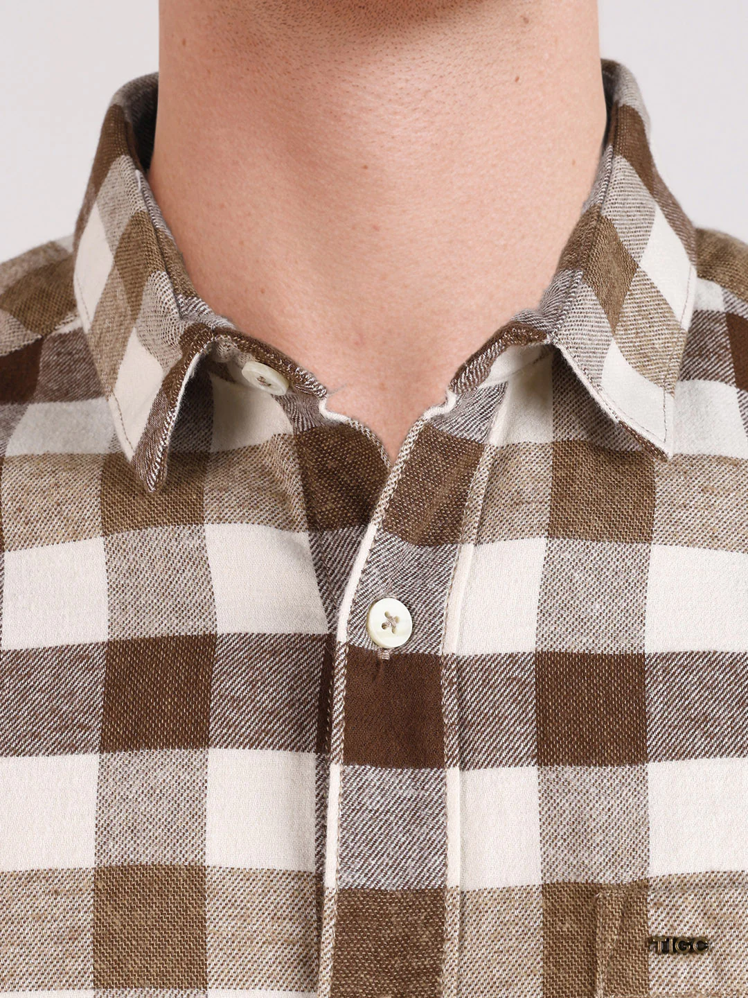Men's Khaki Slim Fit Checkered Casual Shirt - Image 3