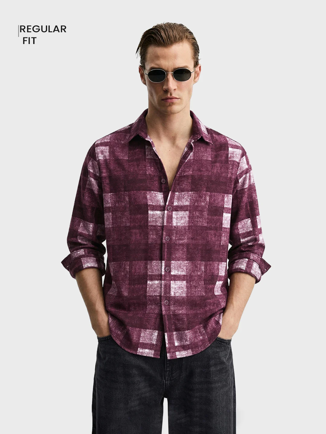 Men's Maroon Regular Fit Checkered Casual Shirt - Image 2