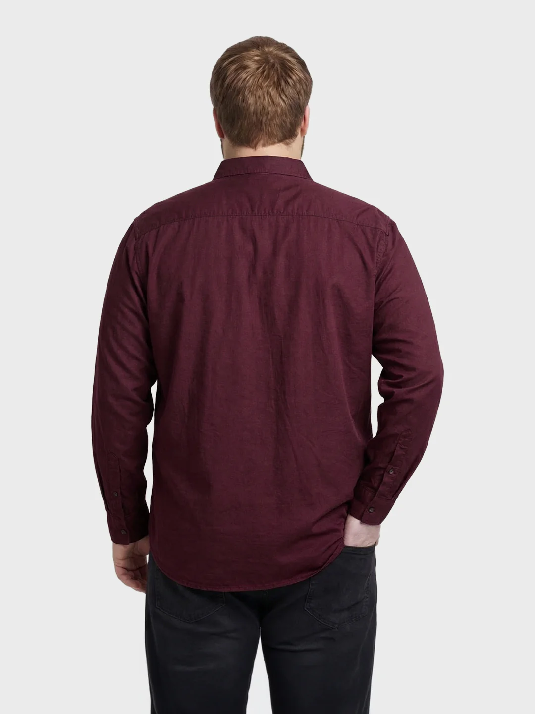 Men's Maroon Regular Fit Solid Casual Shirt - Image 3