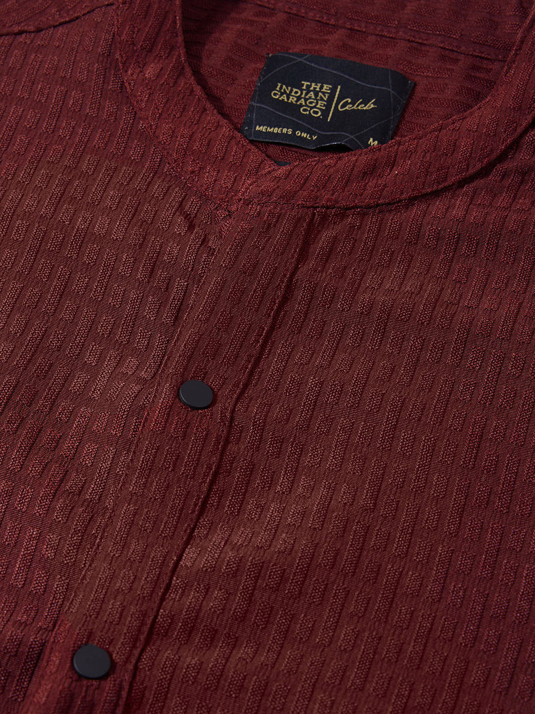 Men's Maroon Slim Fit Textured Party Wear Shirt - Image 3