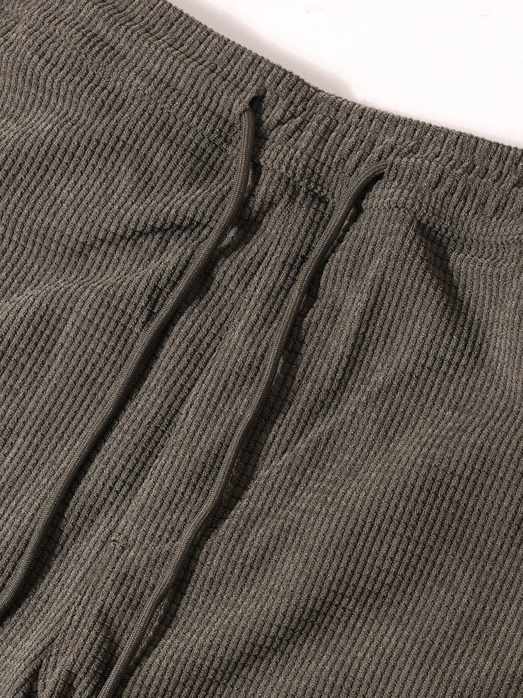 Men's Olive Baggy Fit Textured Utility Cargo - Image 7