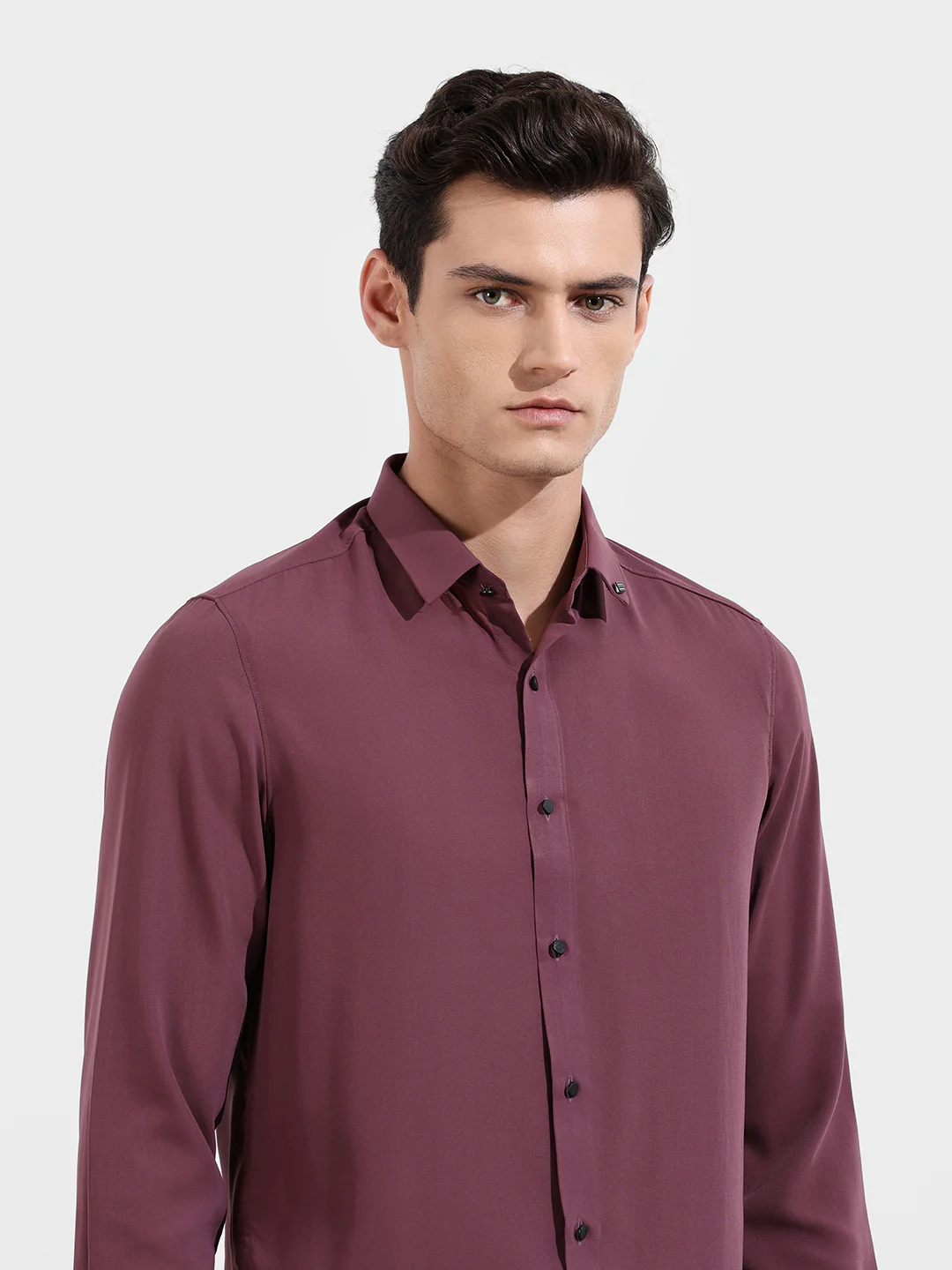 Men's Purple Slim Fit Party Wear Solid Shirt - Image 4