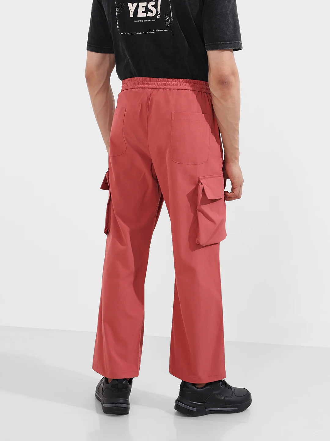 Men's Astro Dust Baggy Fit Textured Utility Cargo - Image 5