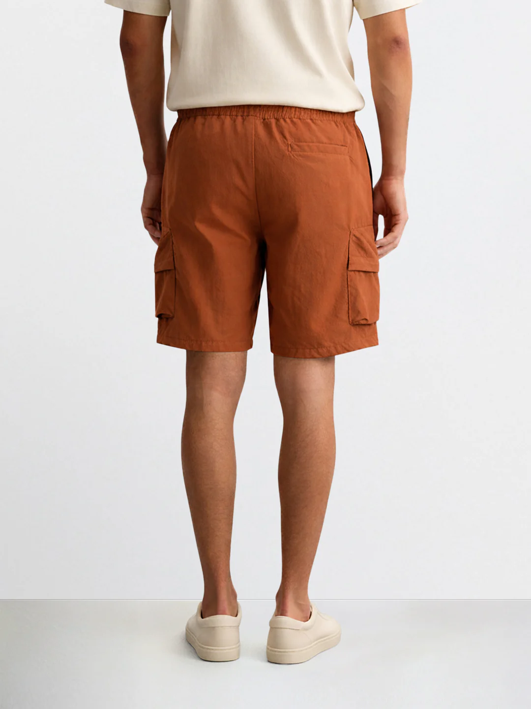 Men's Rust Relaxed Fit Solid Utility Shorts - Image 2