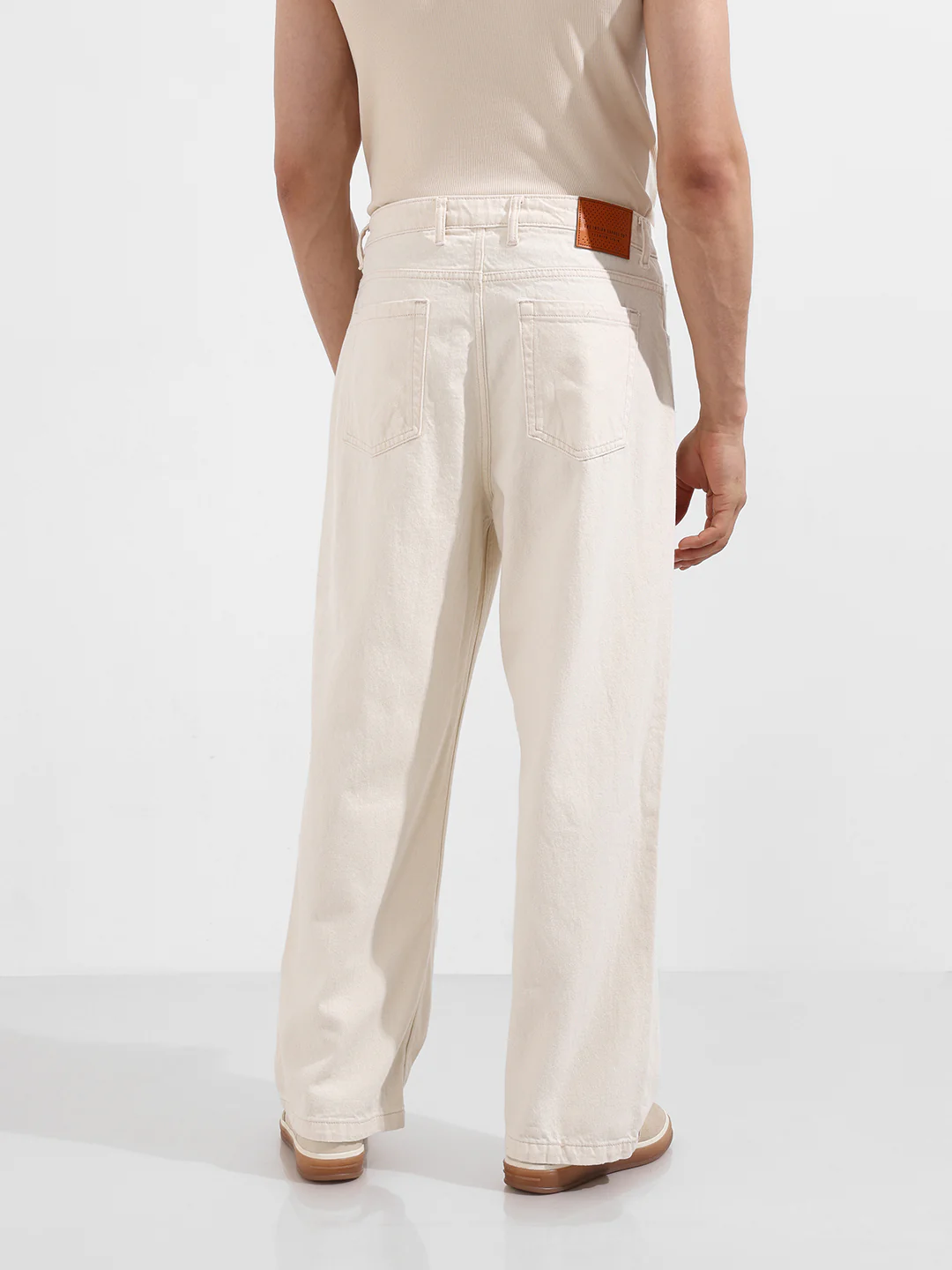 Men's White Baggy Fit Solid Casual Jeans - Image 5