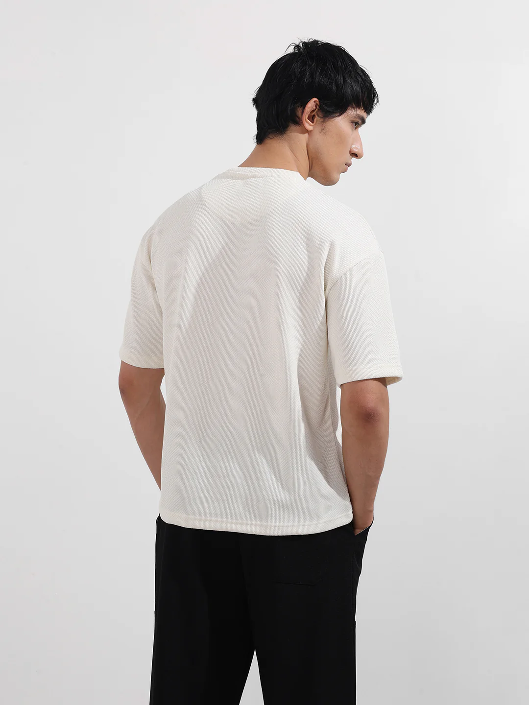 Men's White Boxy Fit Textured Casual T-Shirt - Image 5