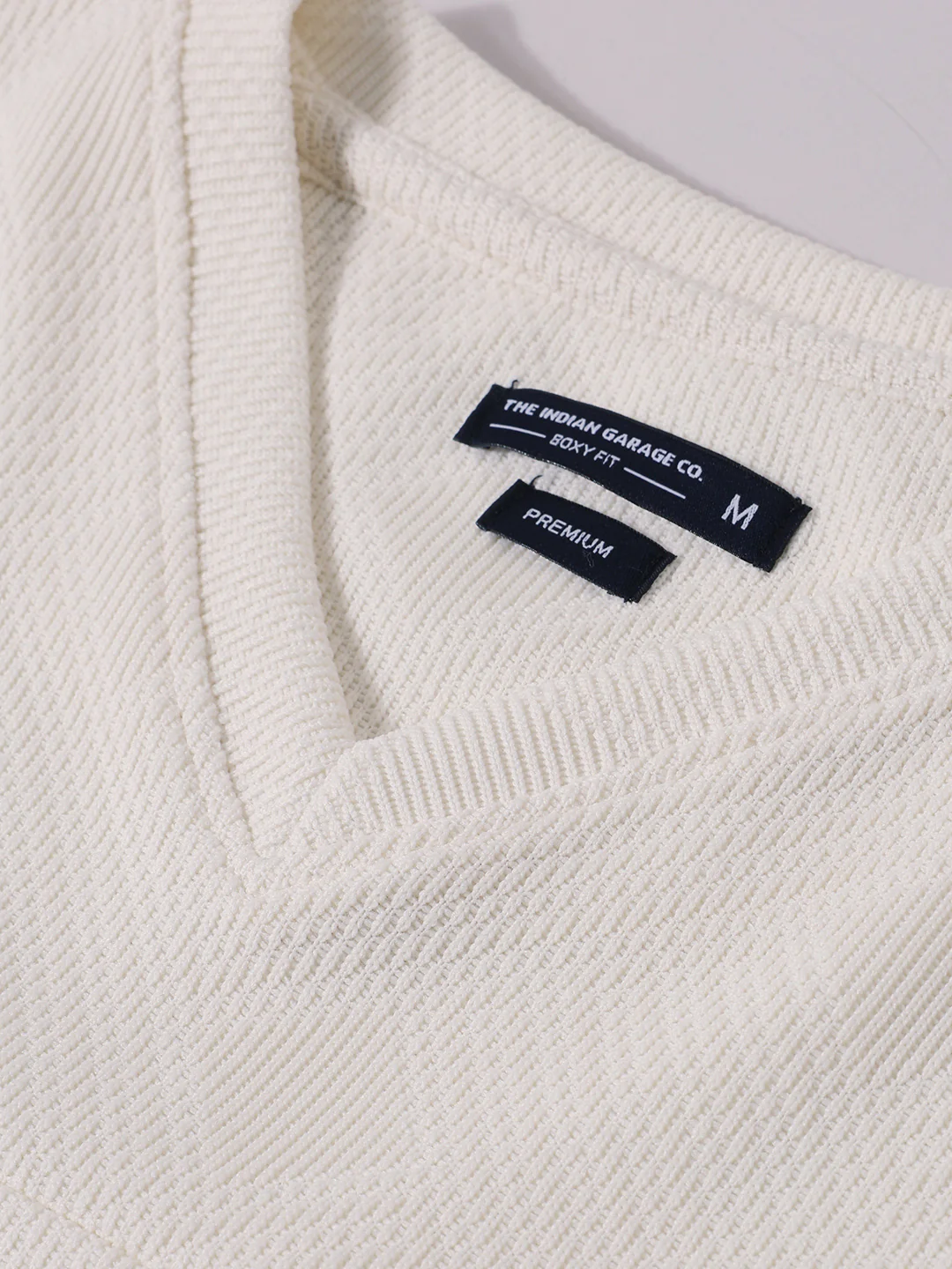 Men's White Boxy Fit Textured Casual T-Shirt - Image 6