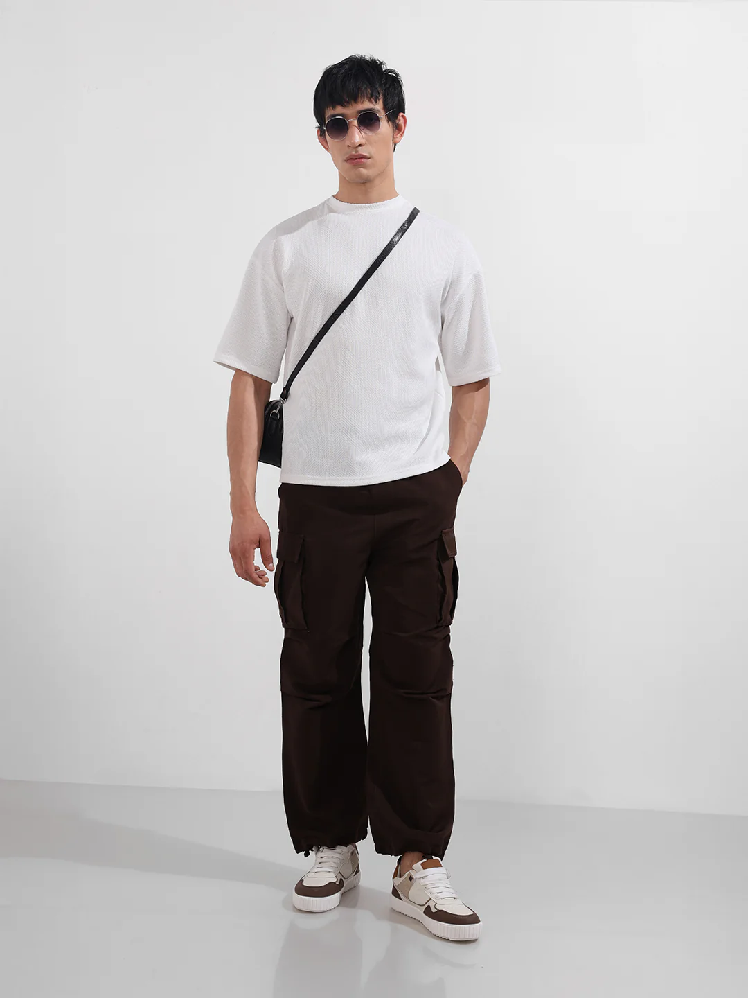 Men's White Boxy Fit Textured Casual T-Shirt - Image 2