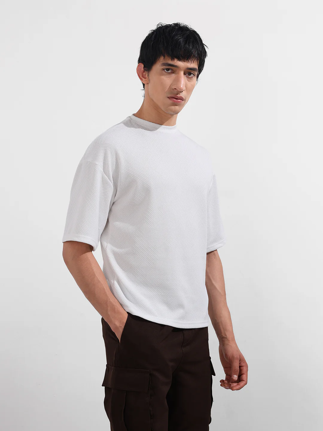 Men's White Boxy Fit Textured Casual T-Shirt - Image 3