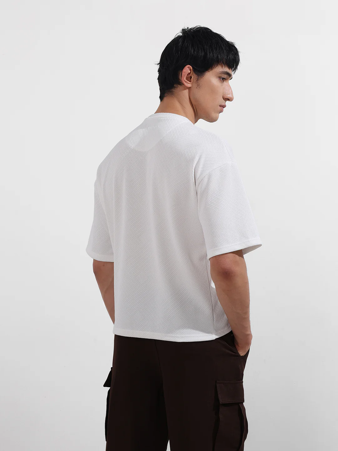 Men's White Boxy Fit Textured Casual T-Shirt - Image 5