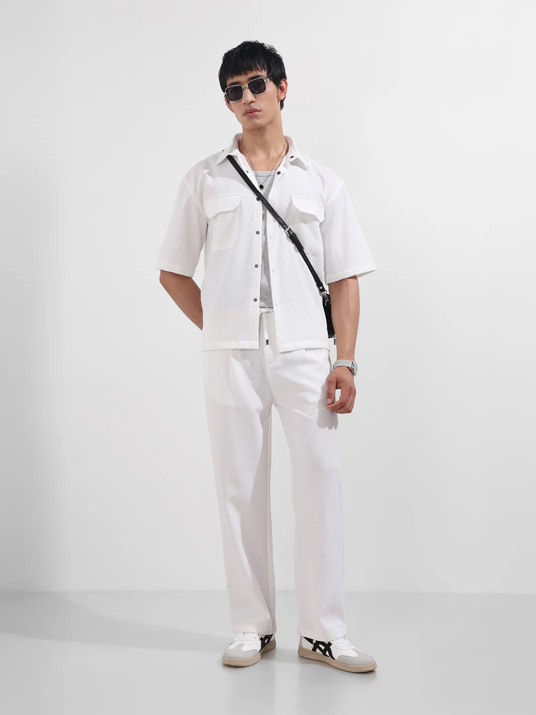 Men's White Boxy Fit Textured Resort Wear Shirt - Image 2