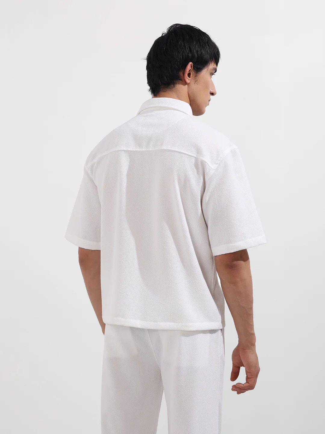 Men's White Boxy Fit Textured Resort Wear Shirt - Image 5
