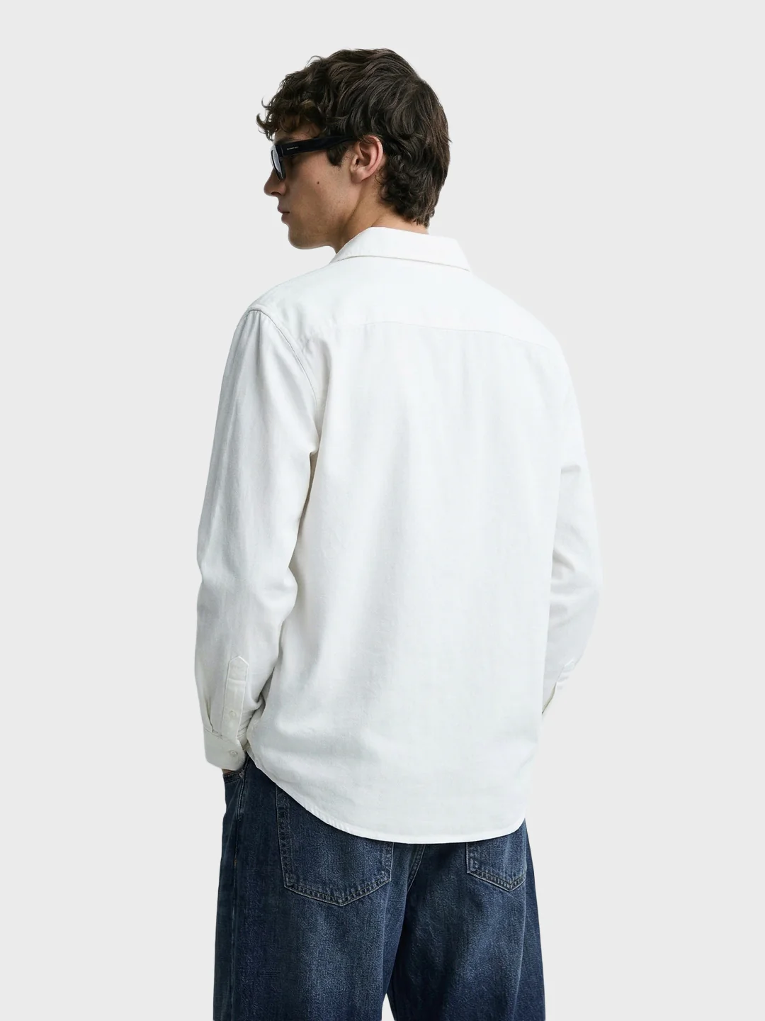 Men's White Regular Fit Solid Casual Shirt - Image 5