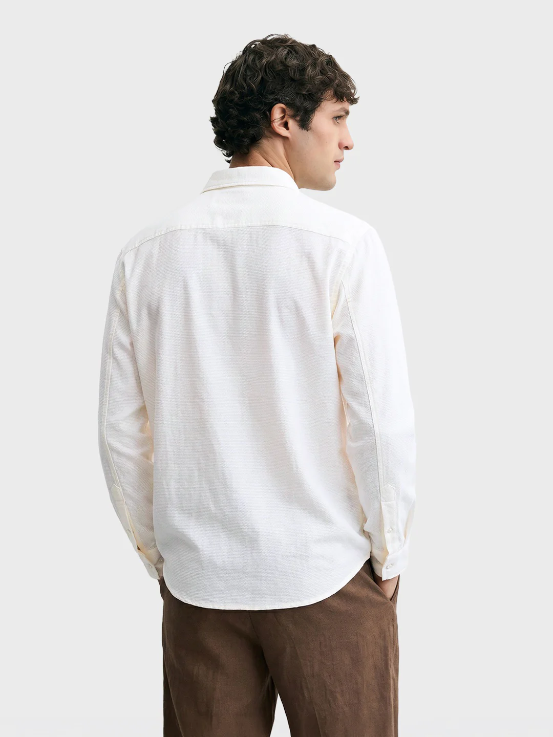 Men's White Regular Fit Solid Casual Shirts - Image 5