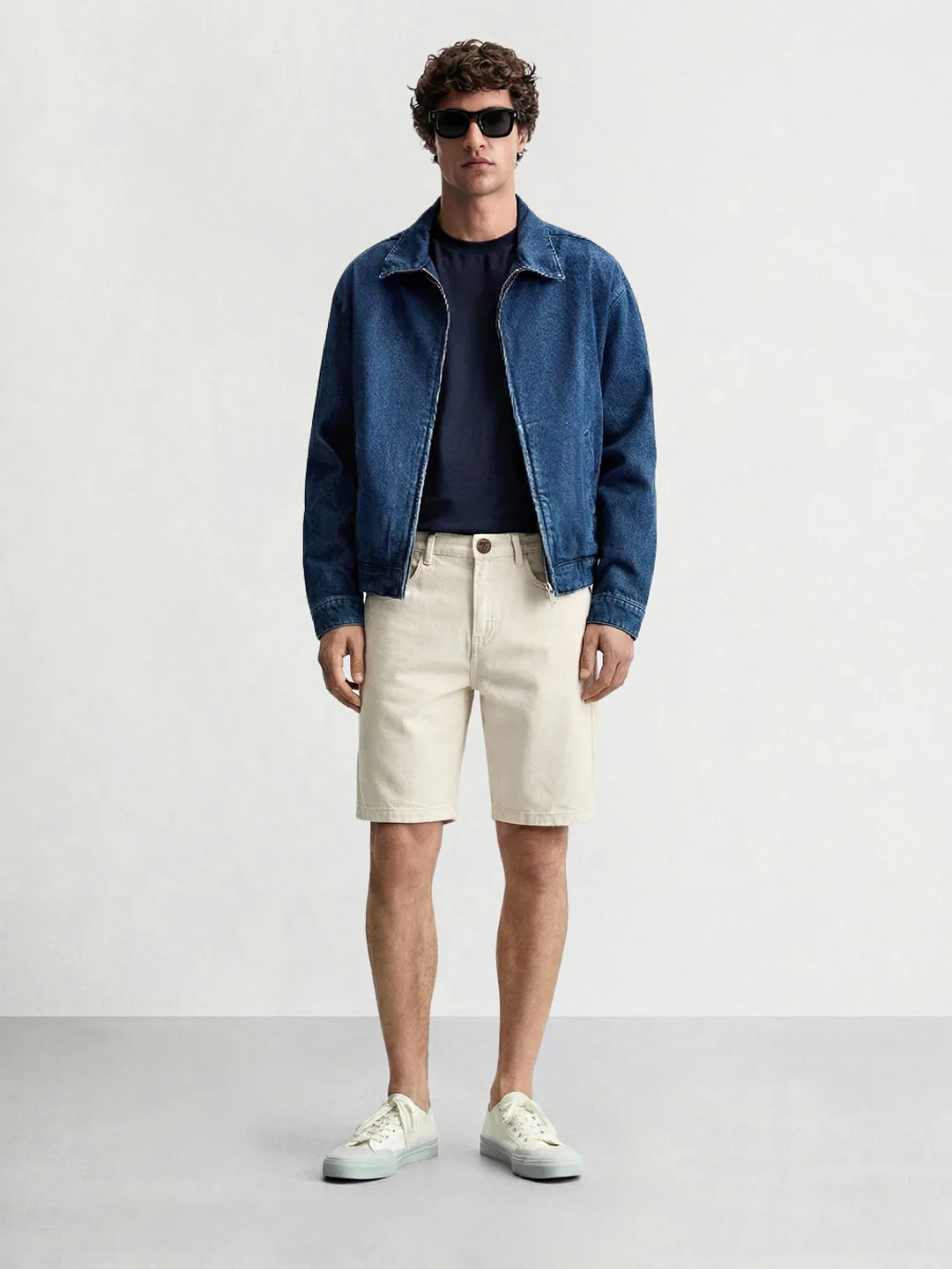 Men's White Regular Fit Solid Casual Shorts - Image 3