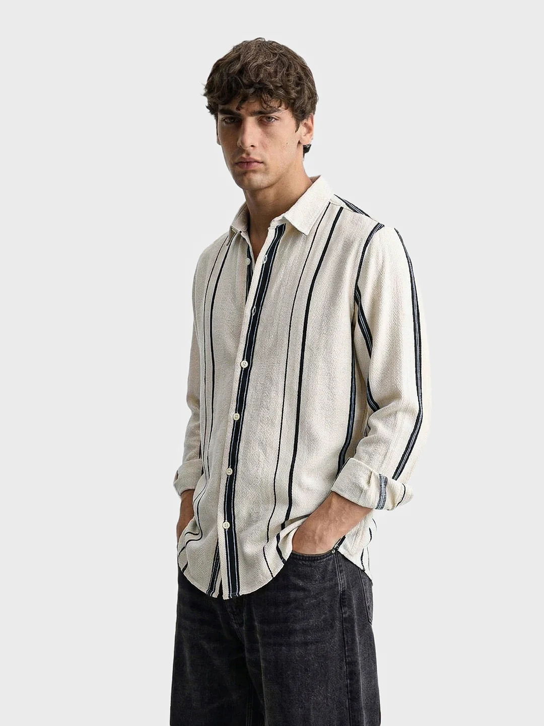 Men's White Regular Fit Striped Casual Shirt - Image 4