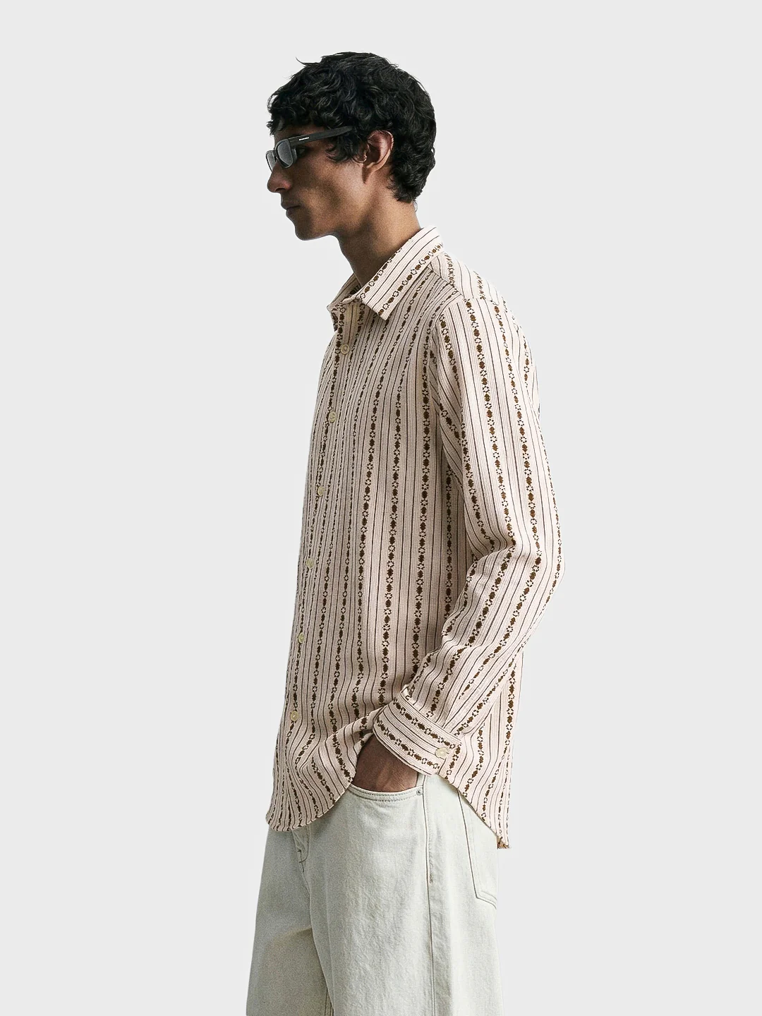 Men's White Regular Fit Striped Casual Shirt - Image 4