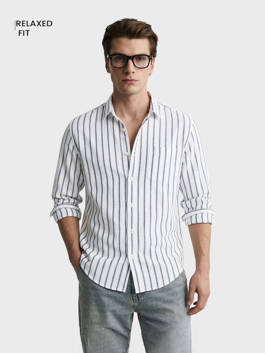 Men's White Relaxed Fit Striped Casual Shirts - Image 2