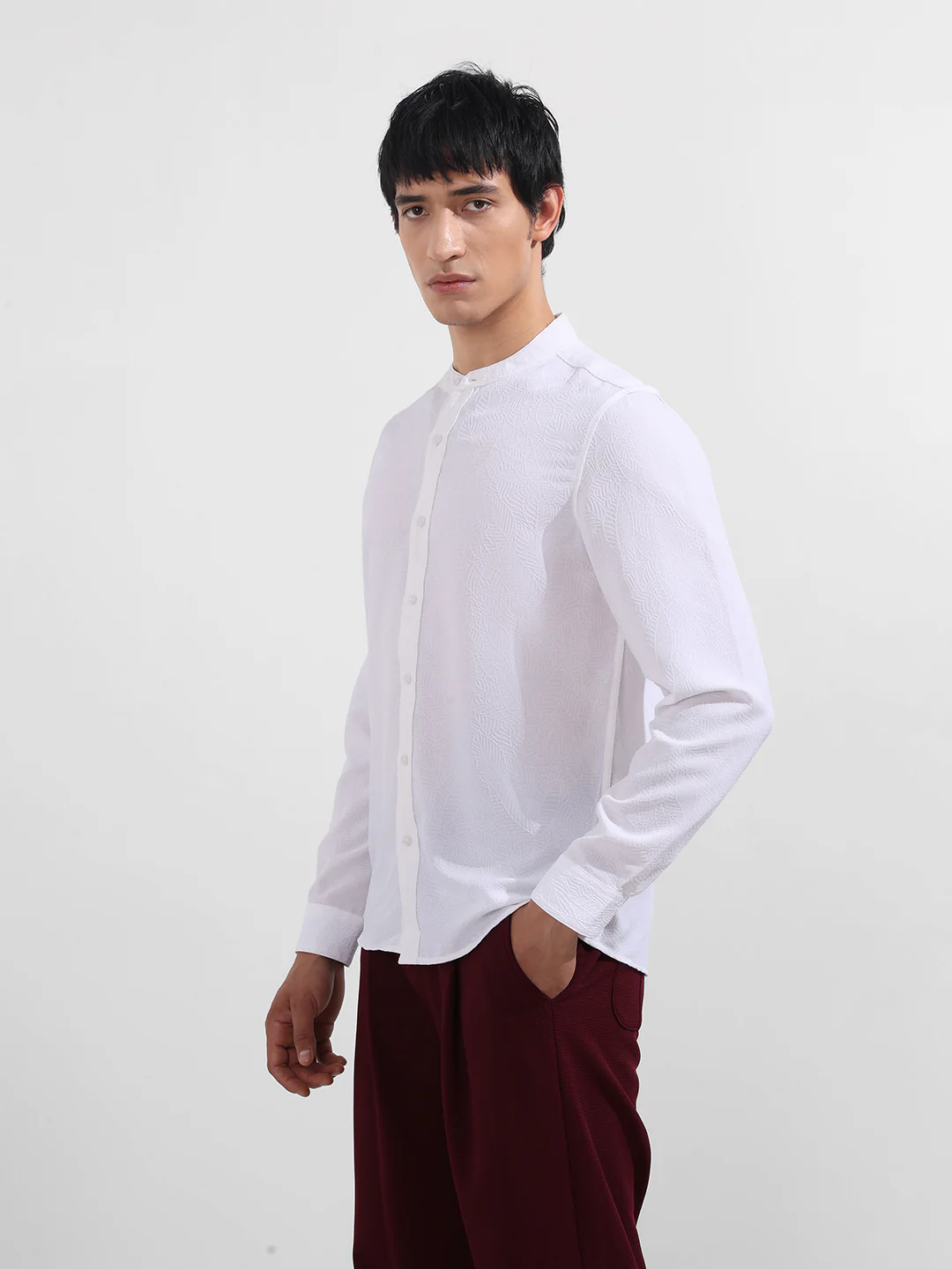 Men's White Regular Fit Textured Resort Wear Shirt - Image 4