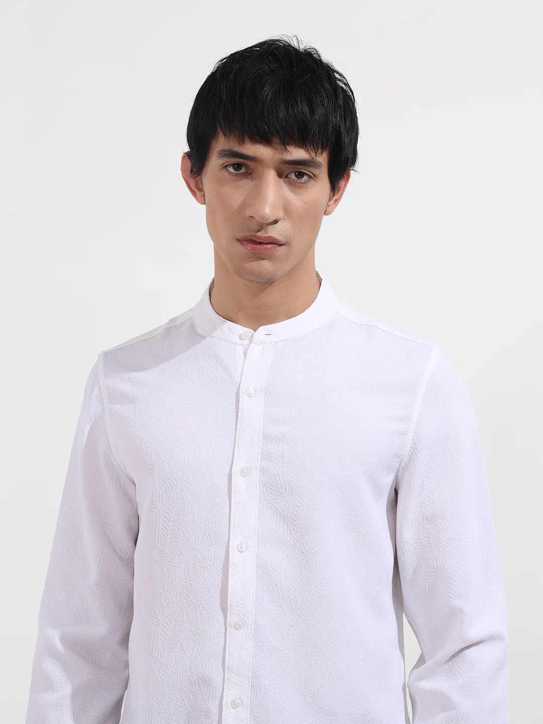 Men's White Regular Fit Textured Resort Wear Shirt - Image 5