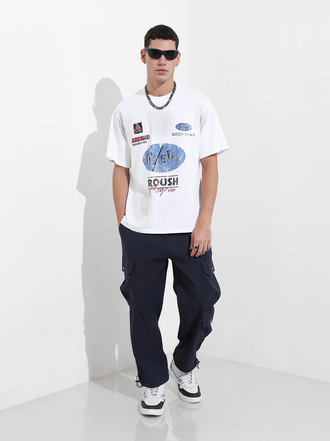 Men's White Relaxed Fit Graphic Printed 240 GSM Street Wear T-Shirt - Image 5