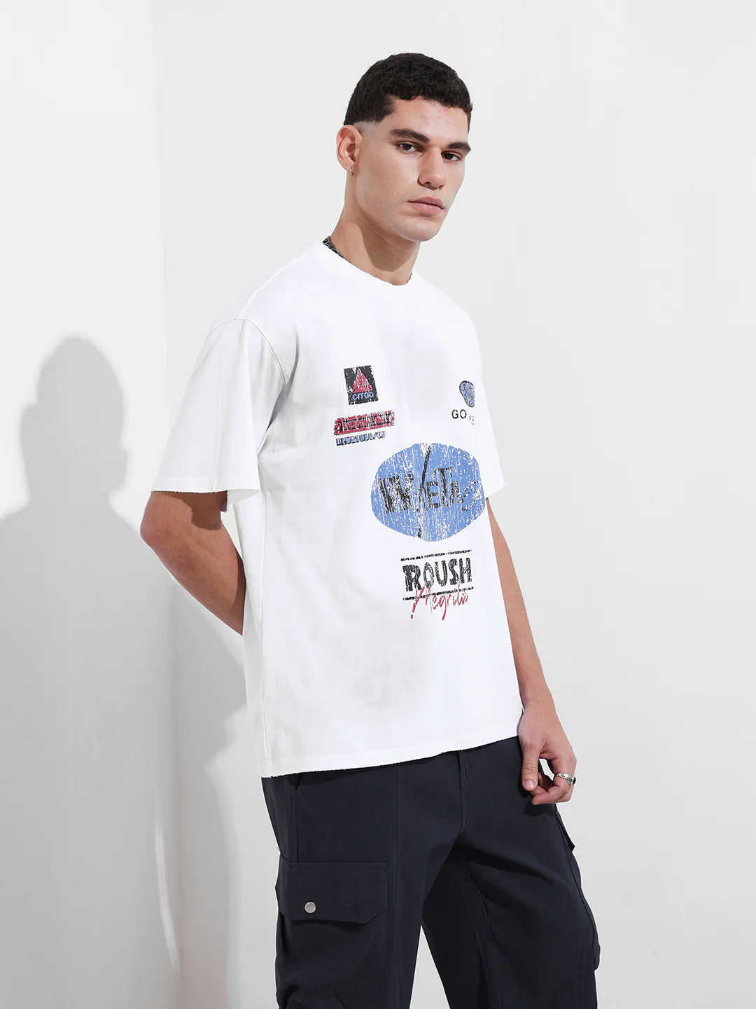 Men's White Relaxed Fit Graphic Printed 240 GSM Street Wear T-Shirt - Image 6