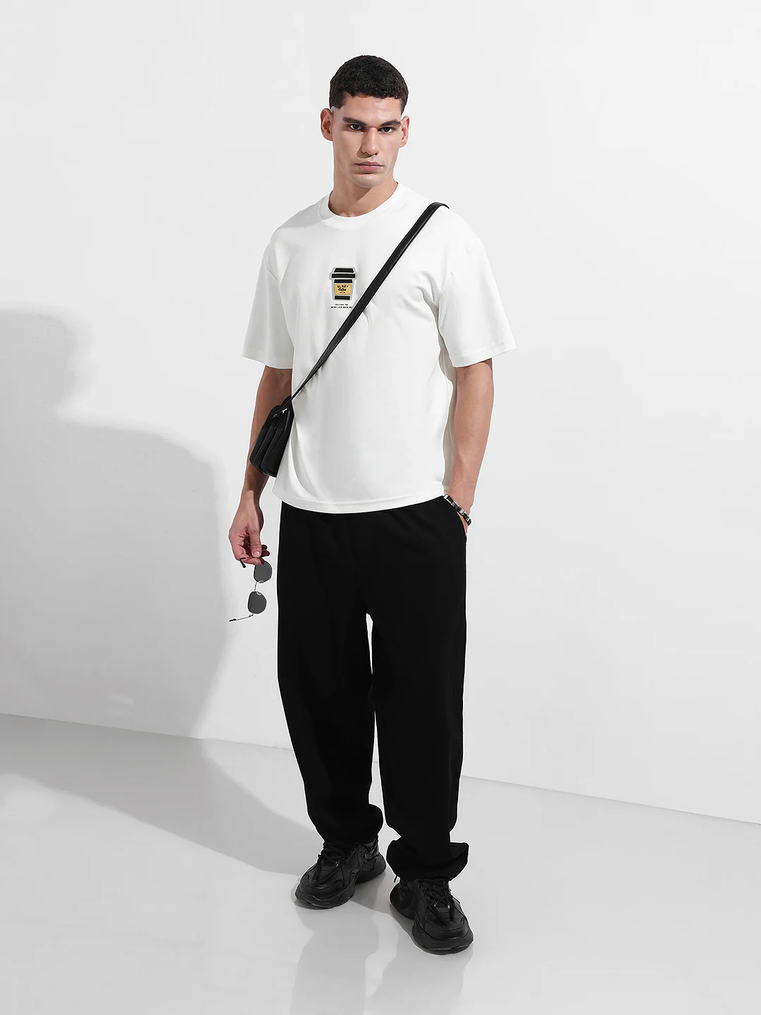 Men's White Relaxed Fit Printed 240 GSM Street Wear T-Shirt - Image 4