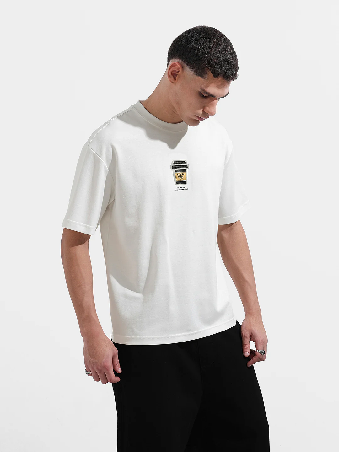 Men's White Relaxed Fit Printed 240 GSM Street Wear T-Shirt - Image 5