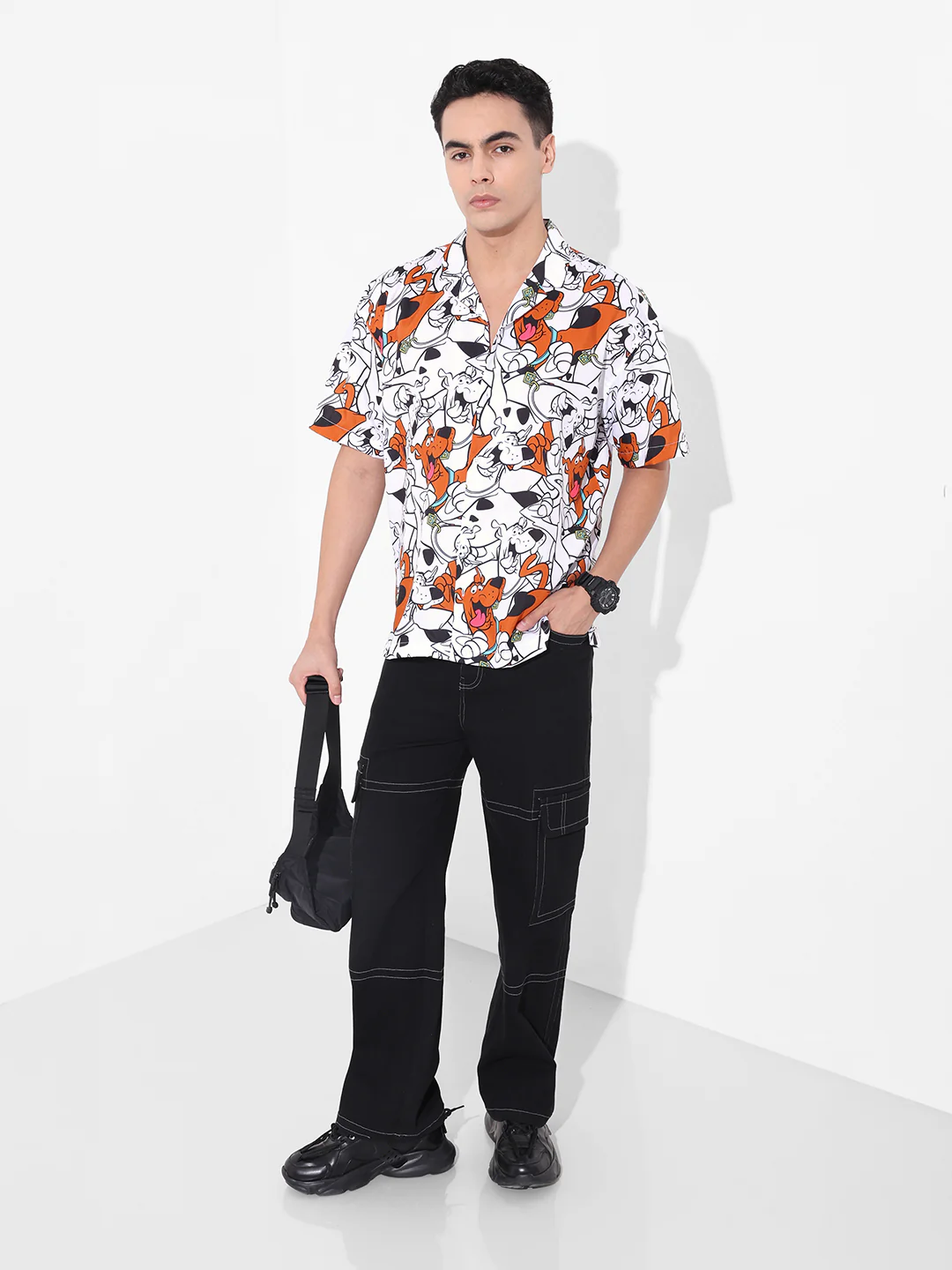 Men's White Relaxed Fit Scooby Doo Character Printed Shirt - Image 5
