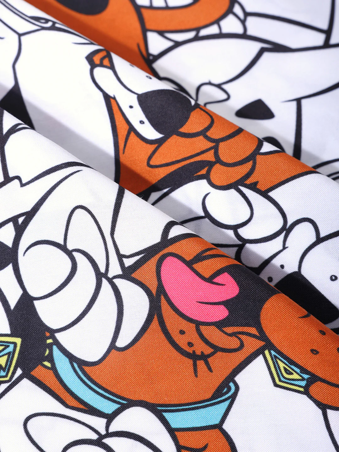 Men's White Relaxed Fit Scooby Doo Character Printed Shirt - Image 7