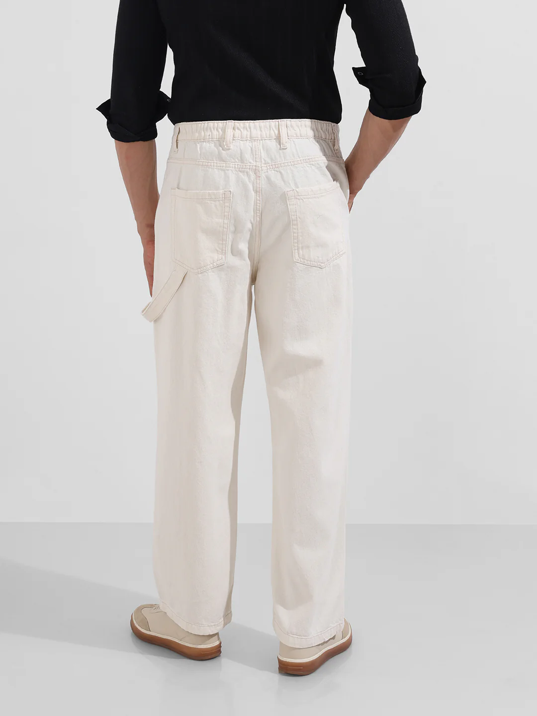 Men's White Relaxed Fit Solid Casual Jeans - Image 5