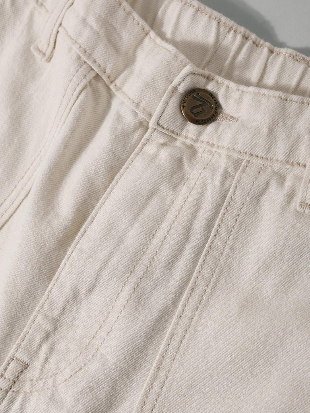Men's White Relaxed Fit Solid Casual Jeans - Image 6