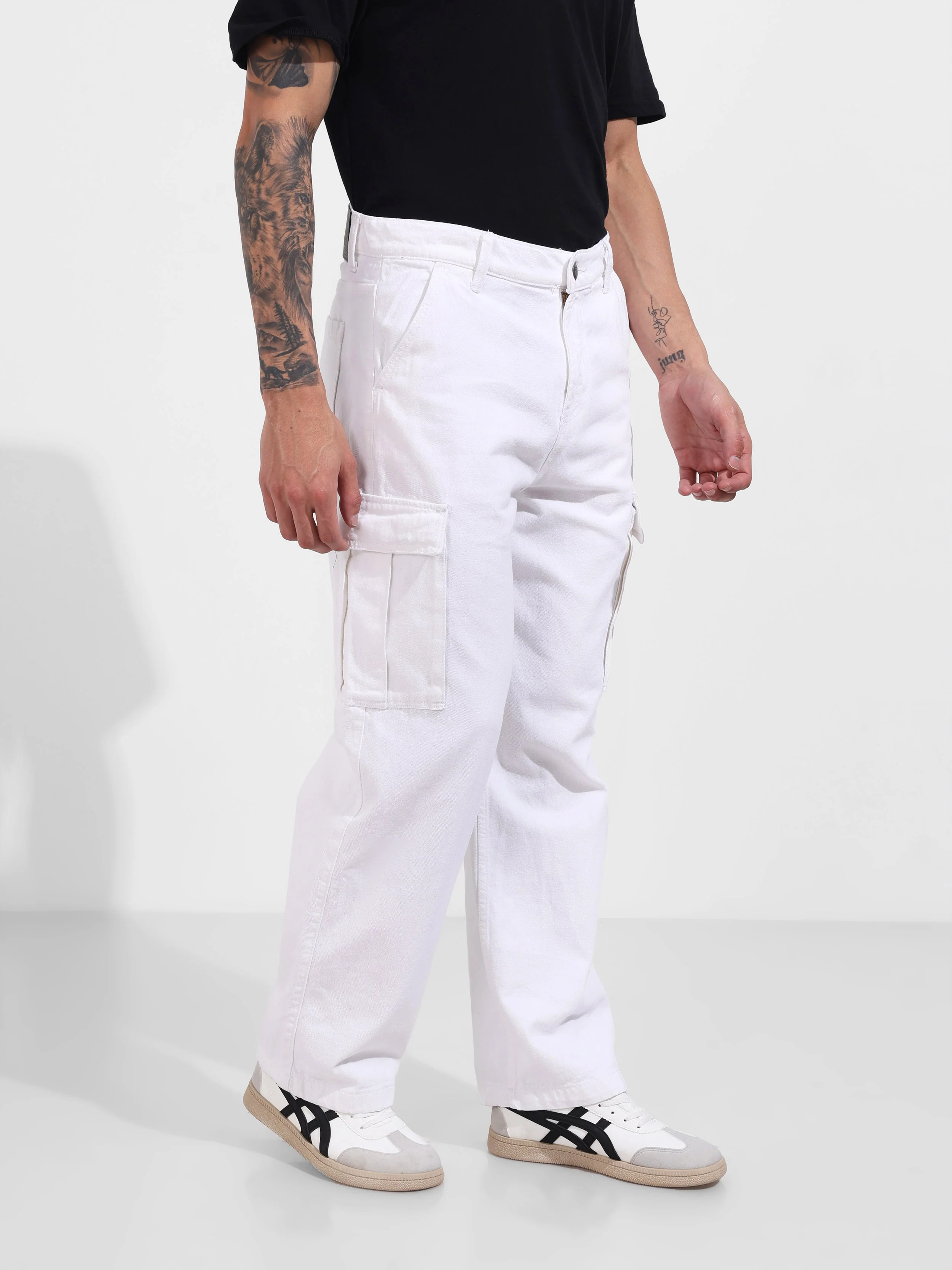 Men's White Relaxed Fit Solid Casual Jeans - Image 4