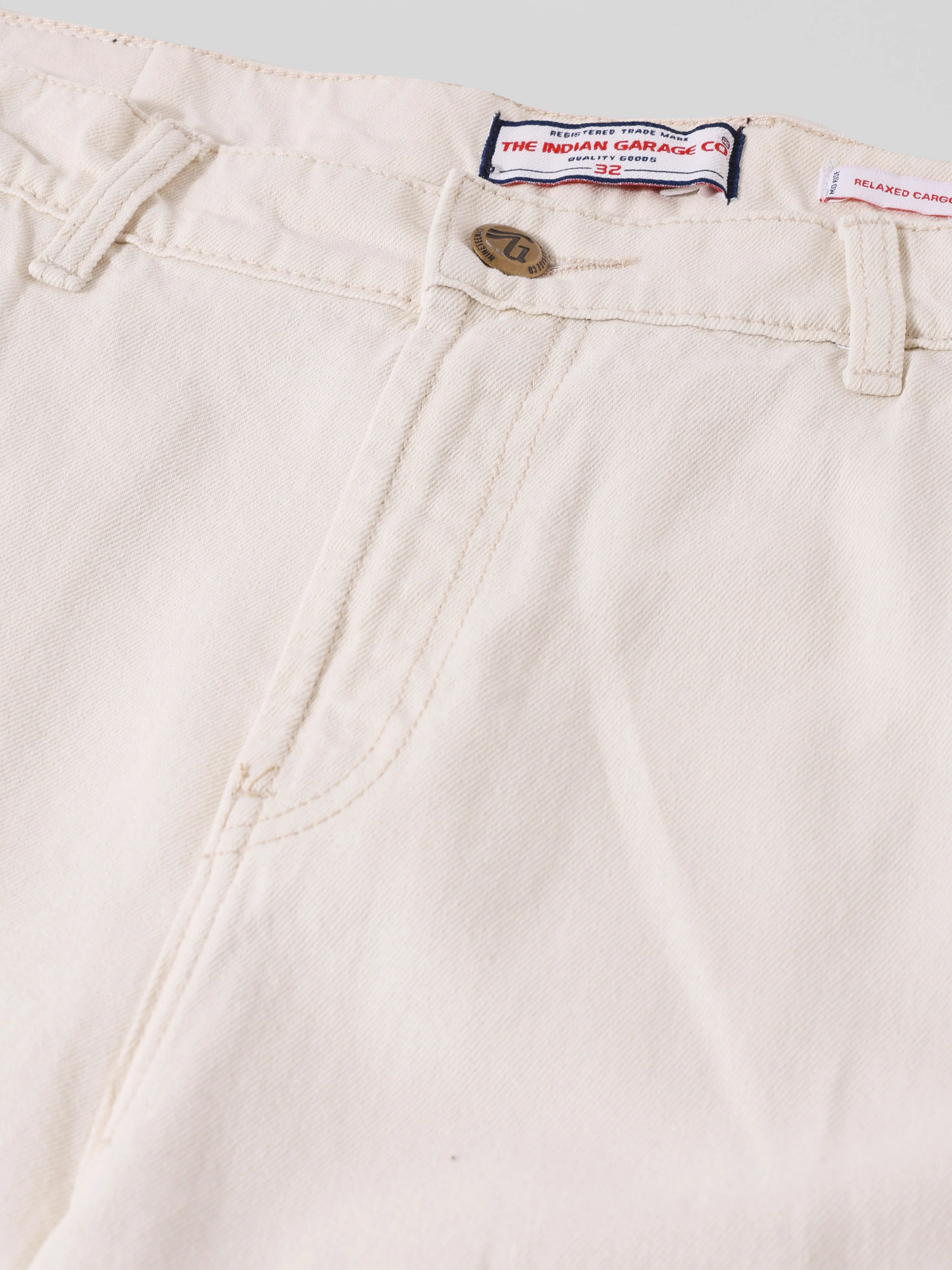 Men's White Relaxed Fit Solid Casual Jeans - Image 7