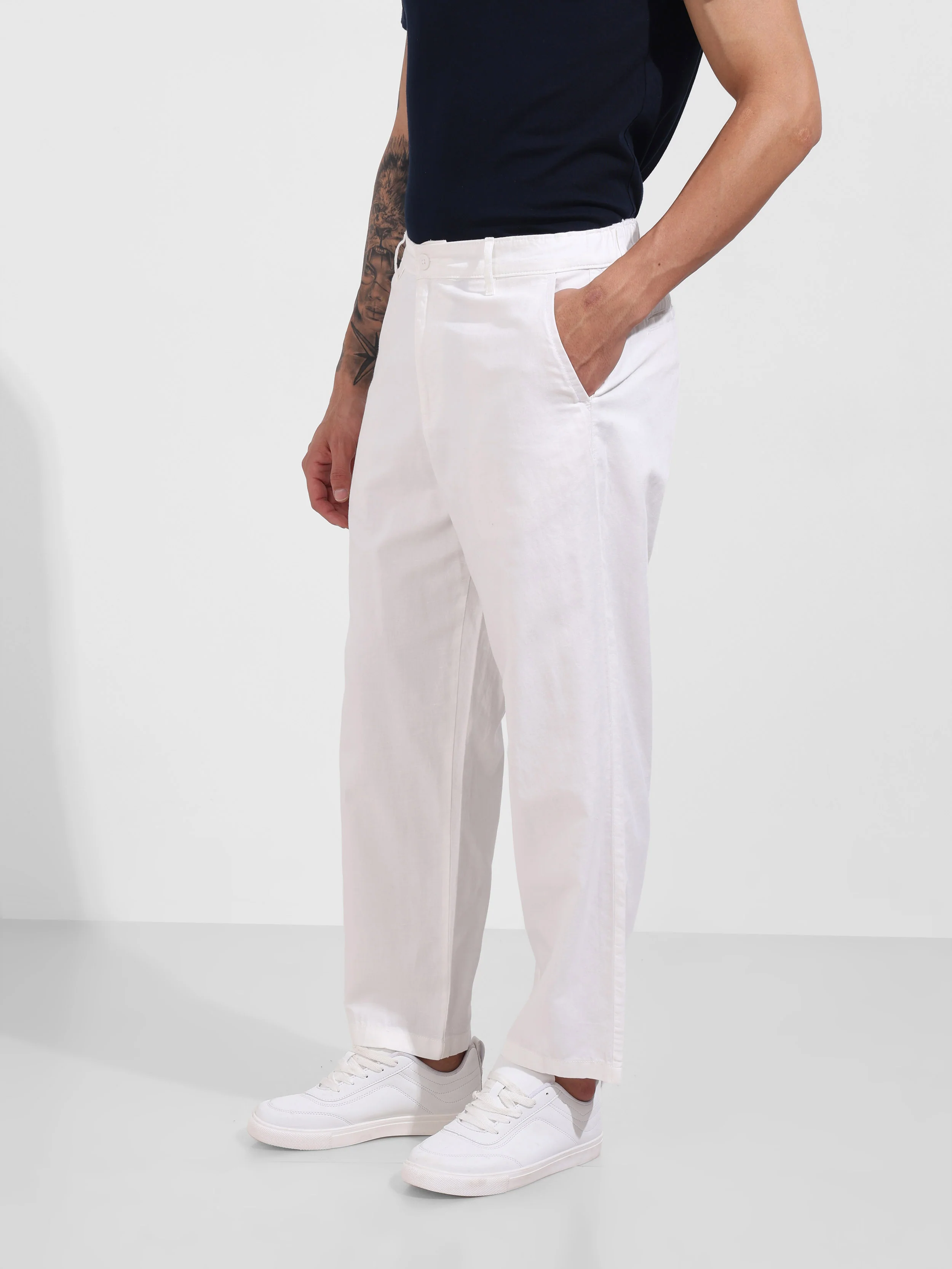 Men's White Relaxed Fit Solid Casual Trousers - Image 3