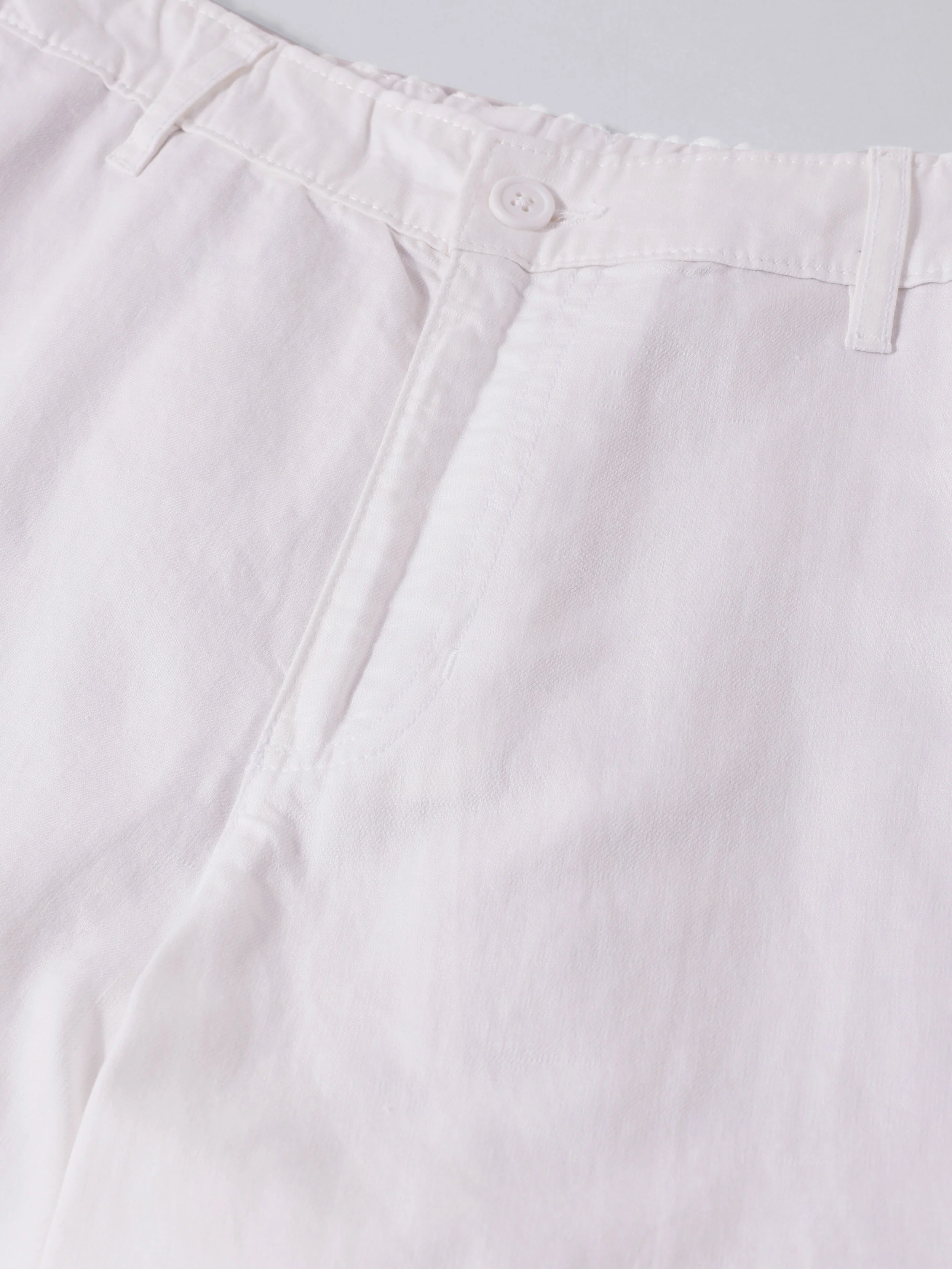 Men's White Relaxed Fit Solid Casual Trousers - Image 7