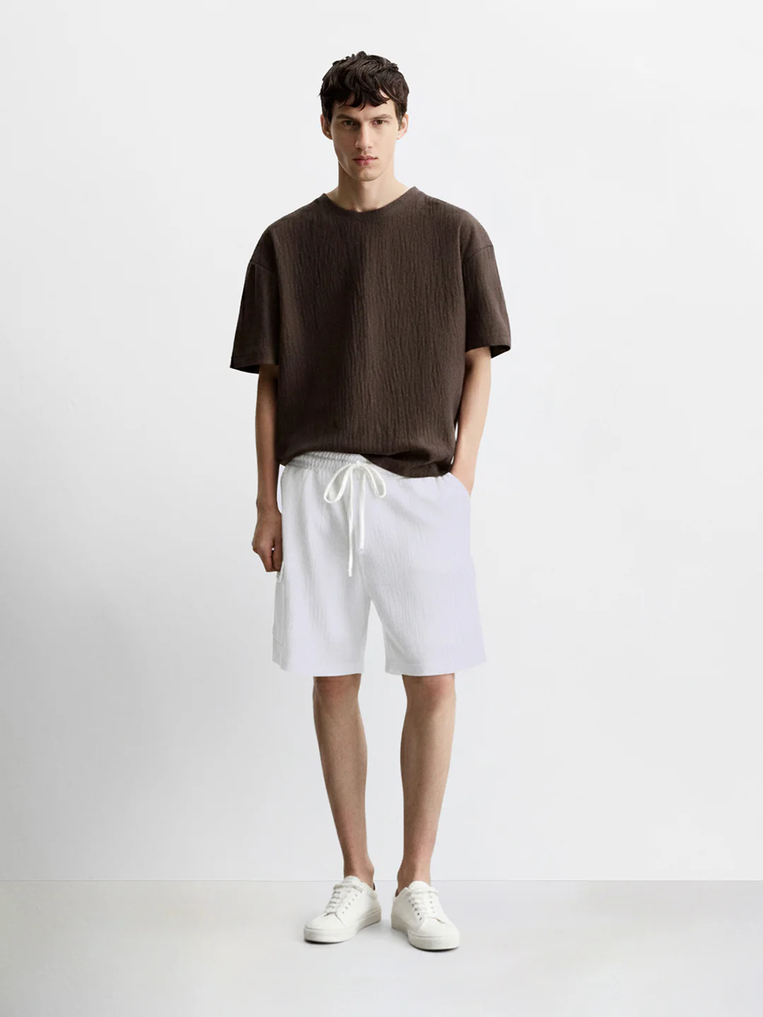 Men's White Relaxed Fit Solid Resort Wear Shorts - Image 3