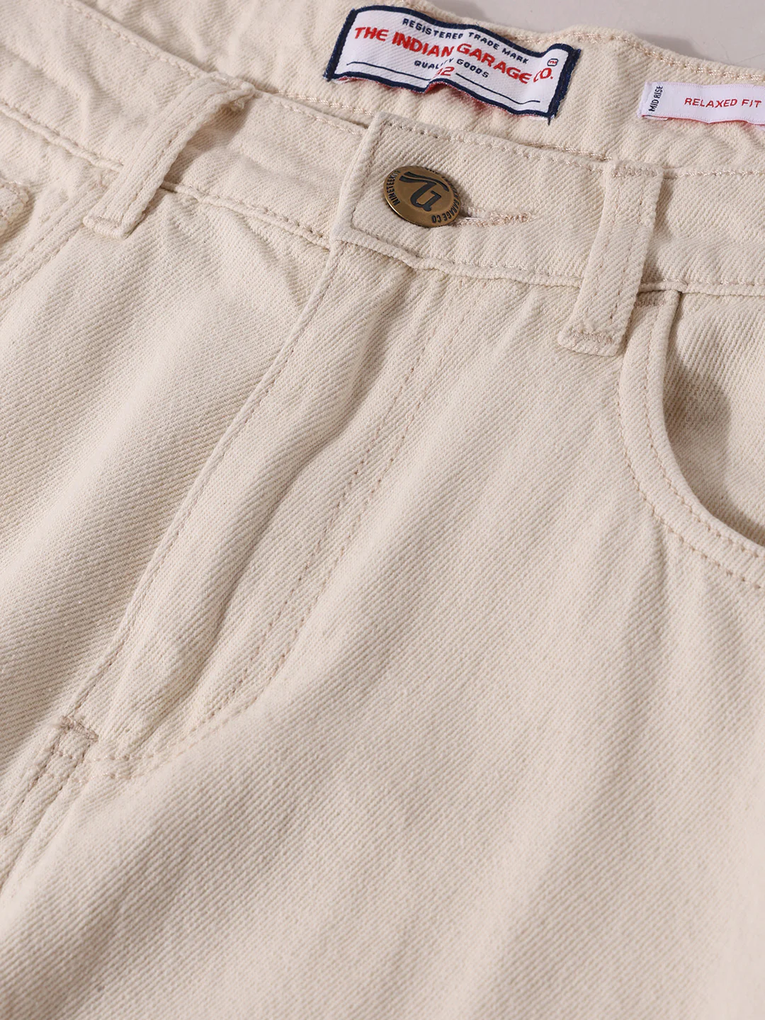 Men's White Relaxed Fit Solid The Eternity Series Jeans - Image 6